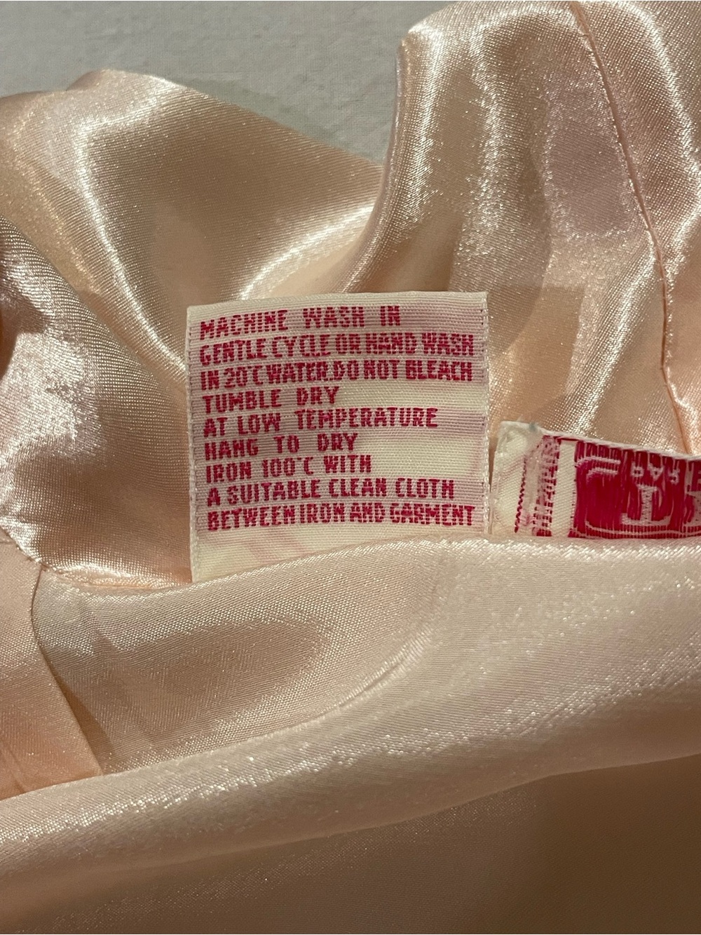 Vintage 1980's TESS Paris-Milano, Pink Satin Bow-Neck Blouse, Size 10, Flawless - Picture 6 of 13